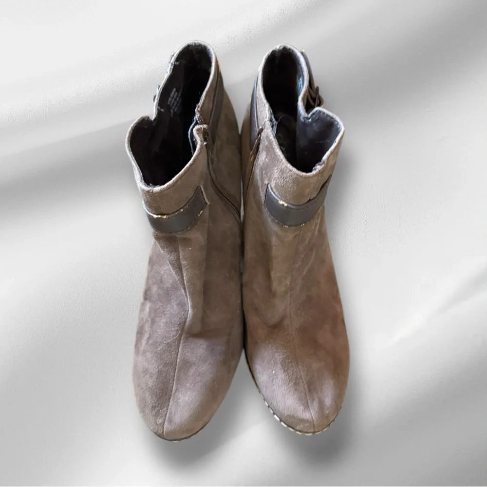Euro Soft by Sofft Suede Heeled Booties as is‎